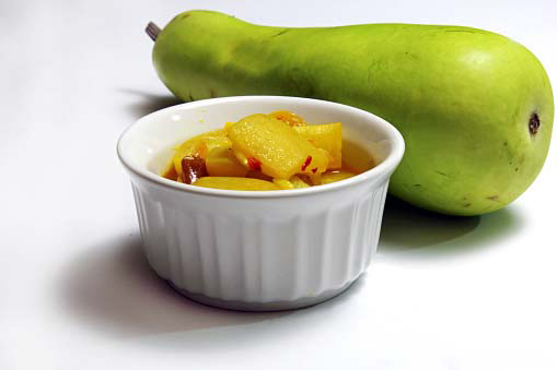 raw and cooked bottle gourd